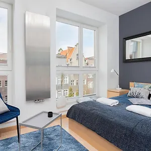 Old Town Neptun By Renters Gdańsk